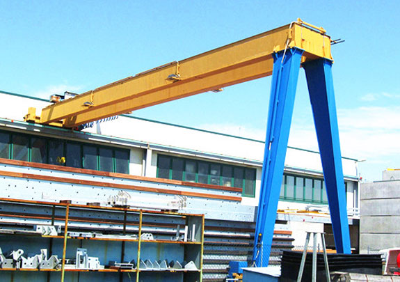 Semi gantry crane from Ellsen
