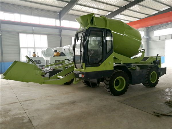 self loading concrete mixer