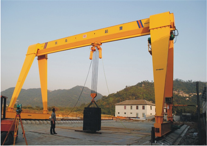 Installation of gantry cranes from the manufacturer